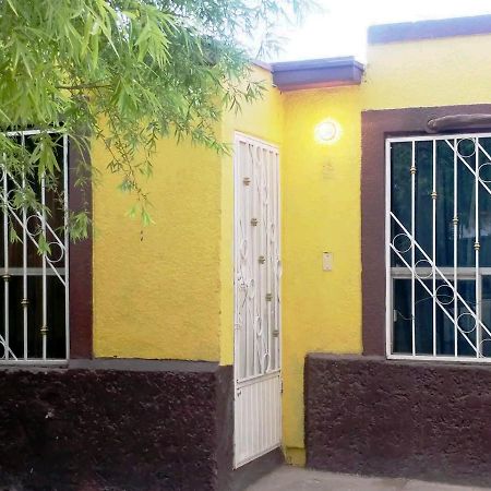 Casa Vicky Alojamiento Para Vacaciones Y Tramites Consulares ซิวดัด ฮัวเรซ ภายนอก รูปภาพ
