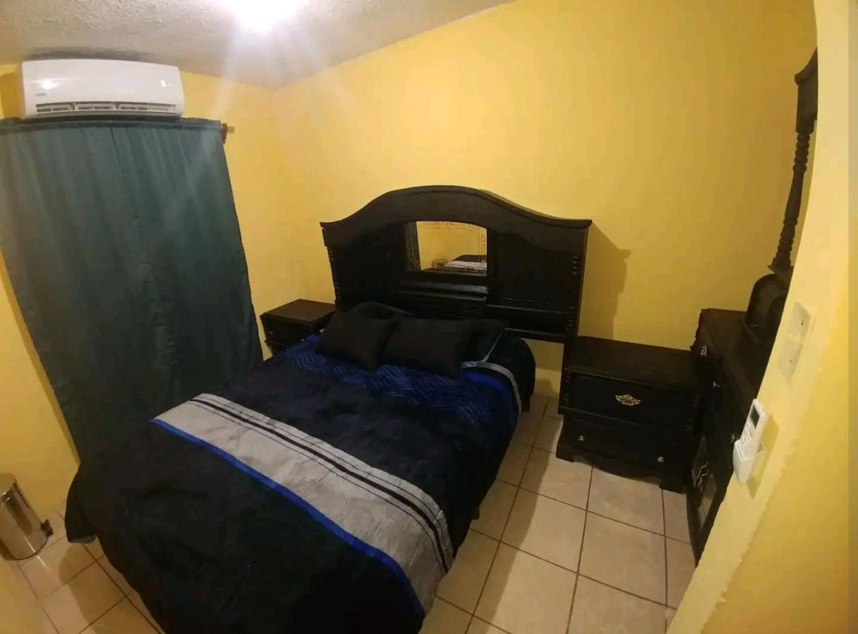 Casa Vicky Alojamiento Para Vacaciones Y Tramites Consulares ซิวดัด ฮัวเรซ ภายนอก รูปภาพ